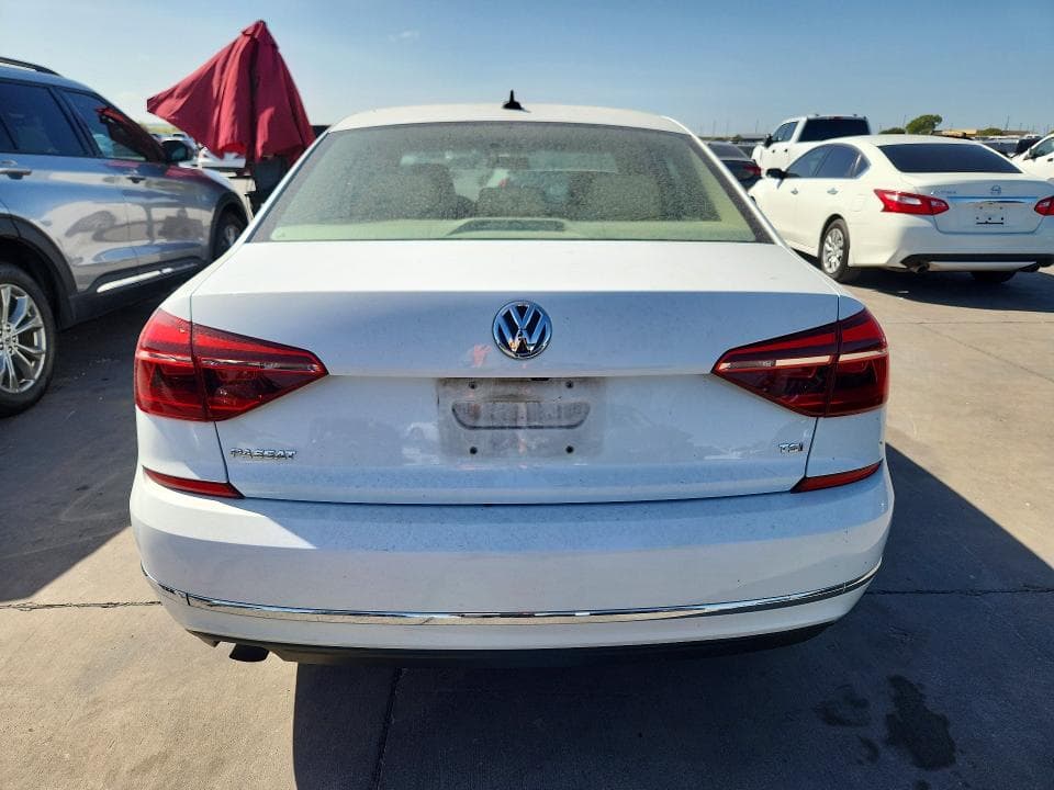 2019 VOLKSWAGEN PASSAT WOLFSBURG 6