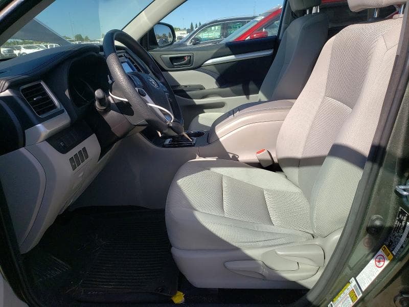 2018 TOYOTA HIGHLANDER LE 7