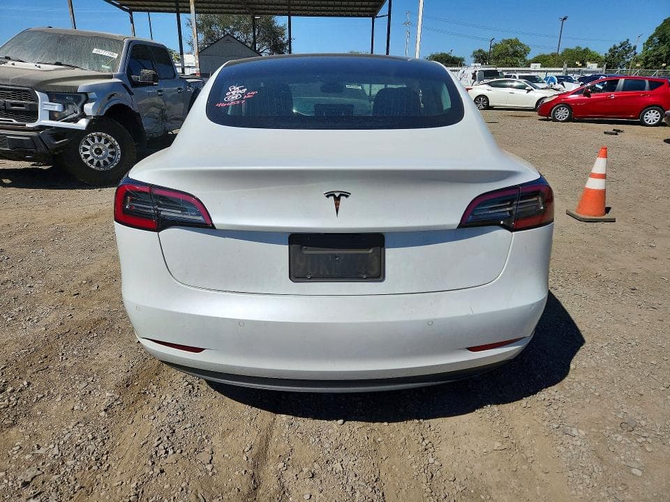 2019 TESLA MODEL 3 6
