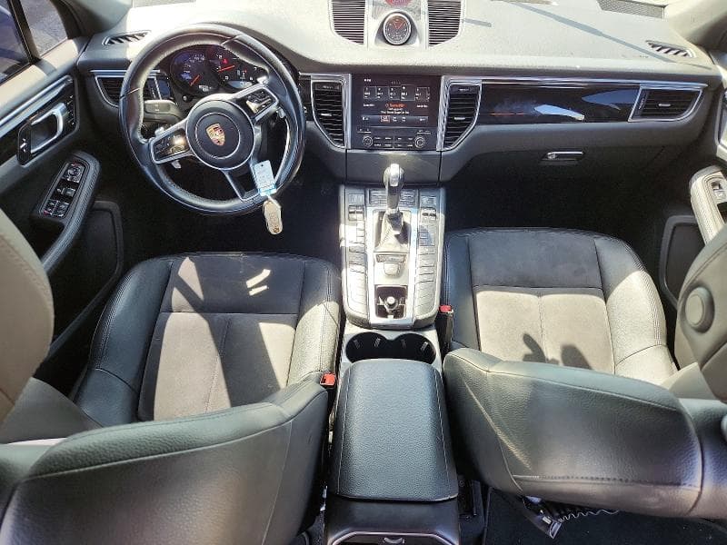 2017 PORSCHE MACAN 8