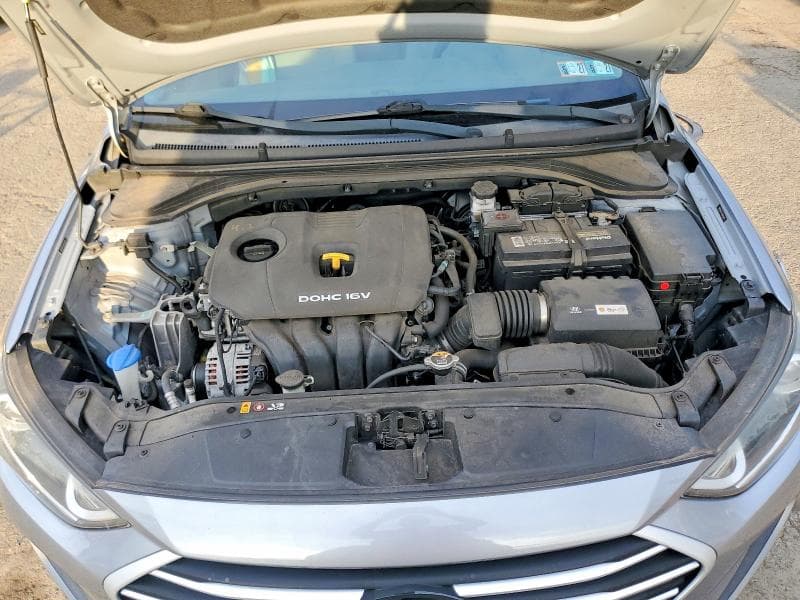 2017 HYUNDAI ELANTRA SE 11