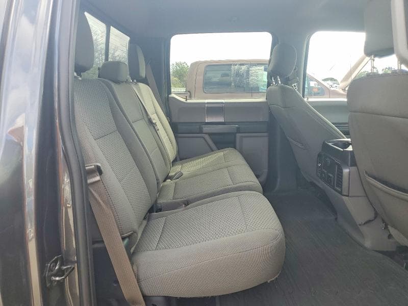 2017 FORD F150 SUPERCREW 10