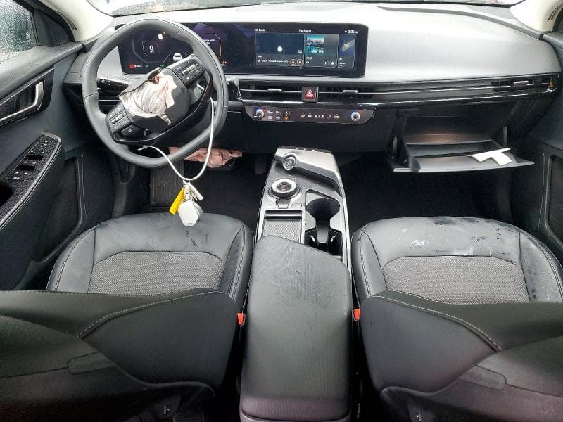 2025 KIA EV6 LIGHT LONG RANGE 8