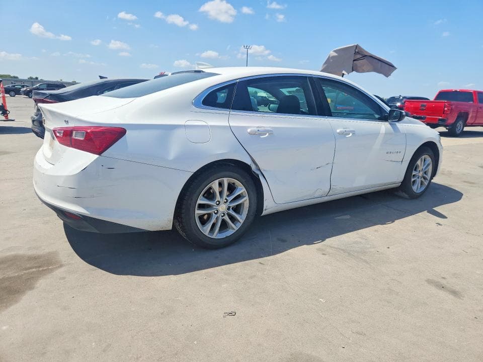 2017 CHEVROLET MALIBU LT 3