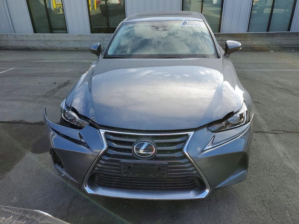 2018 LEXUS IS 300 5