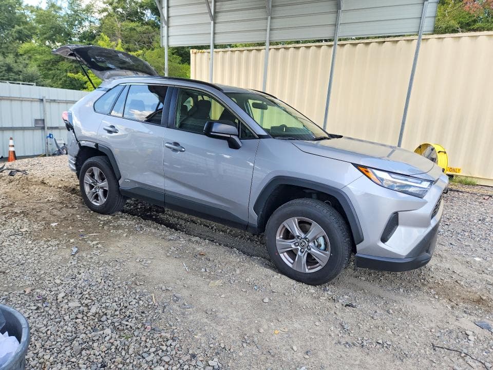 2025 TOYOTA RAV4 LE 4