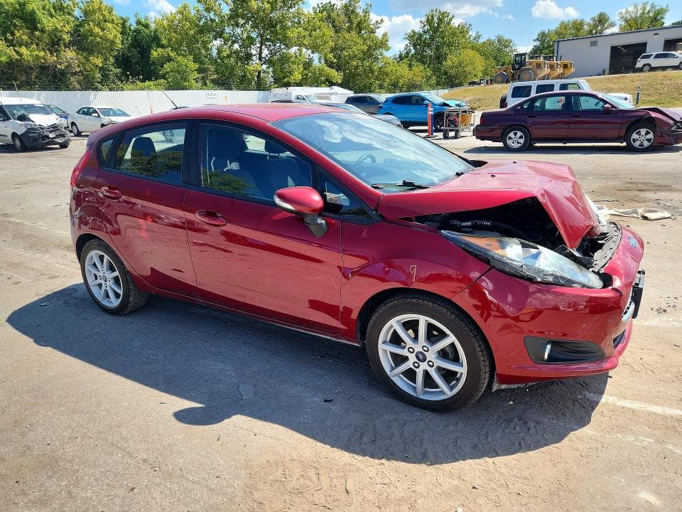 2017 FORD FIESTA SE 4