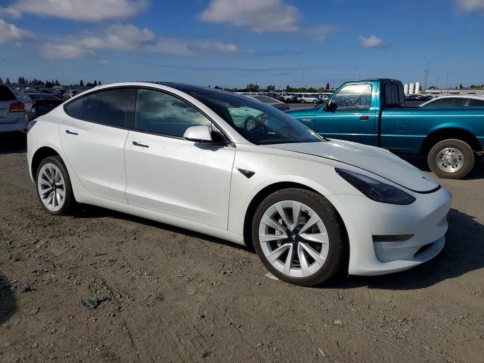 2023 TESLA MODEL 3 4