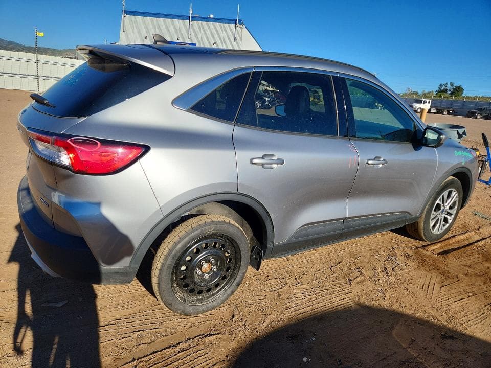 2022 FORD ESCAPE SEL 3