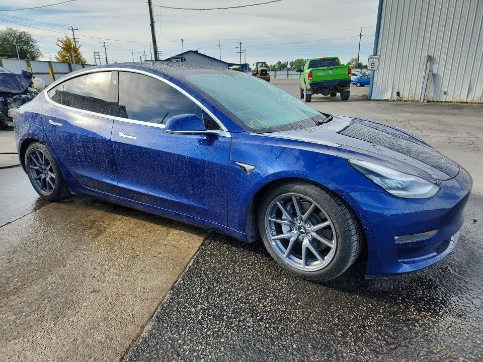 2020 TESLA MODEL 3 4