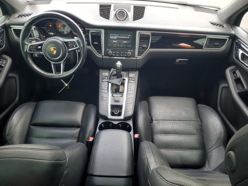 2017 PORSCHE MACAN S 8