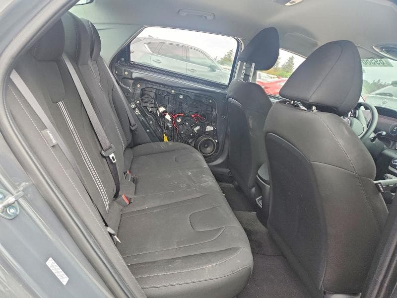 2024 HYUNDAI ELANTRA BLUE 10