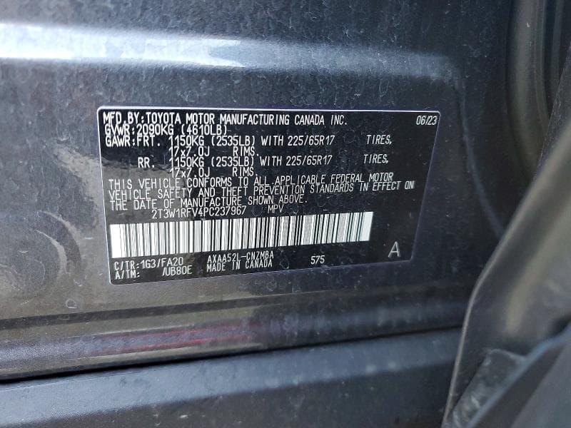 2023 TOYOTA RAV4 XLE 13