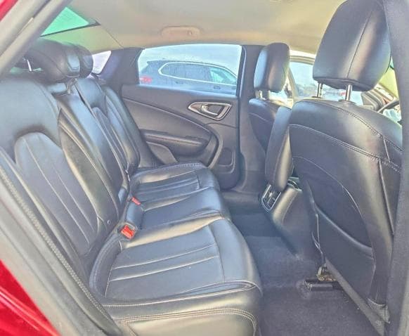 2017 CHRYSLER 200 LIMITED 10