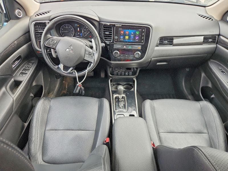 2017 MITSUBISHI OUTLANDER GT 8