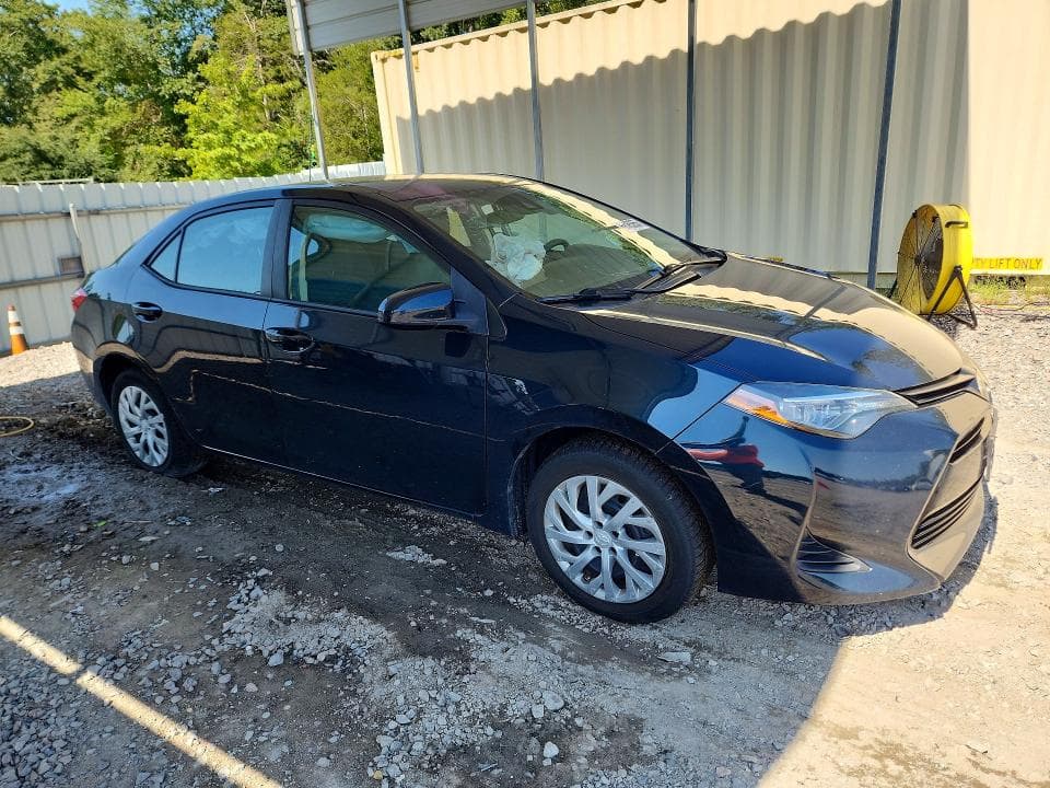 2019 TOYOTA COROLLA LE 4