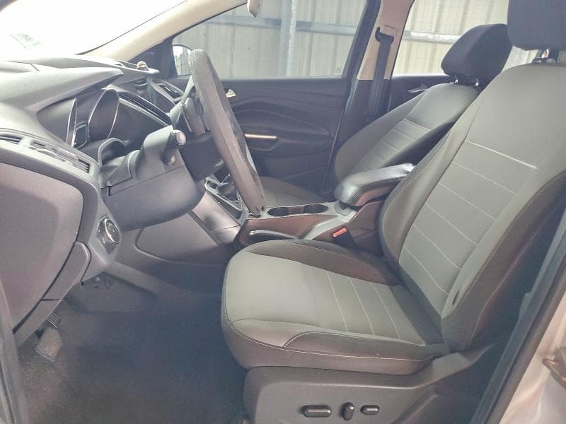 2017 FORD ESCAPE SE 7
