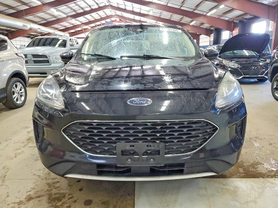 2020 FORD ESCAPE SE 5