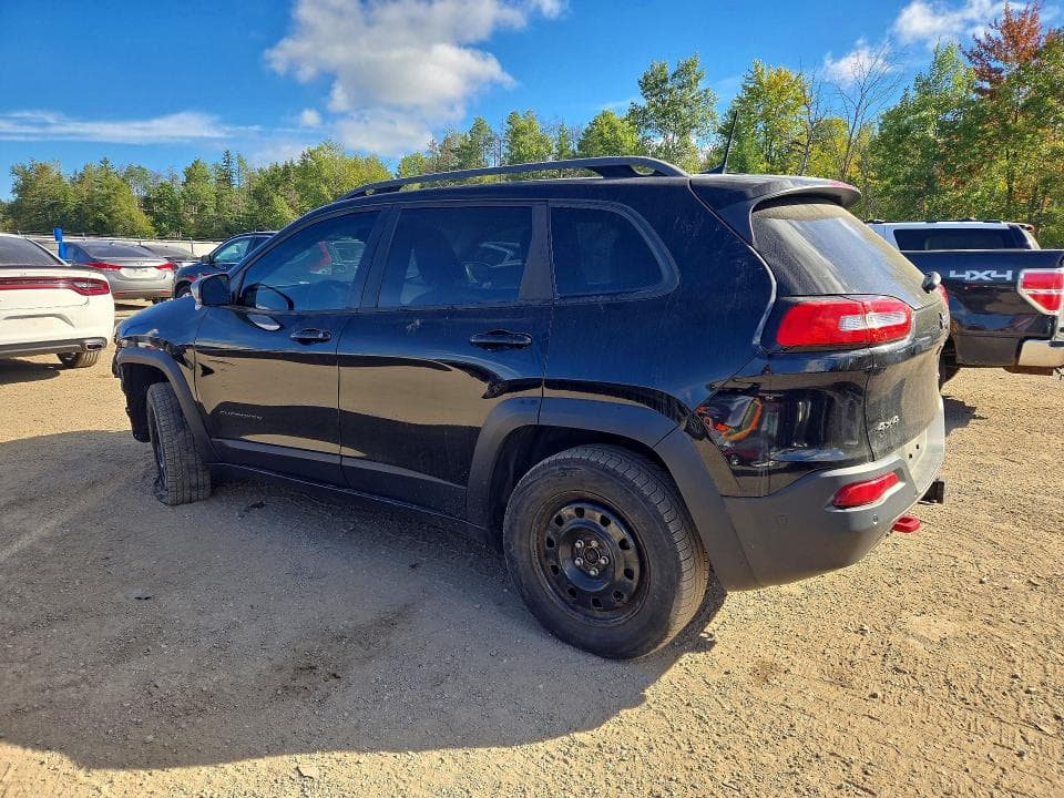 2018 JEEP CHEROKEE TRAILHAWK 2