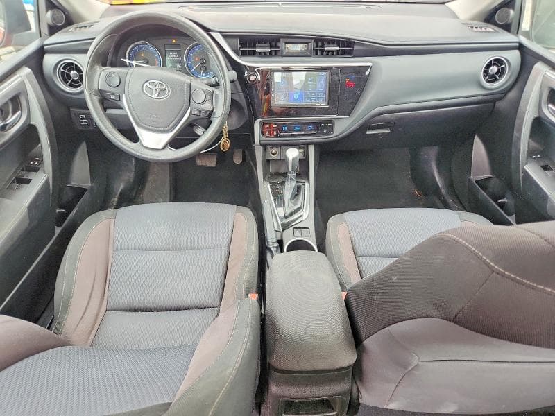 2018 TOYOTA COROLLA LE 8