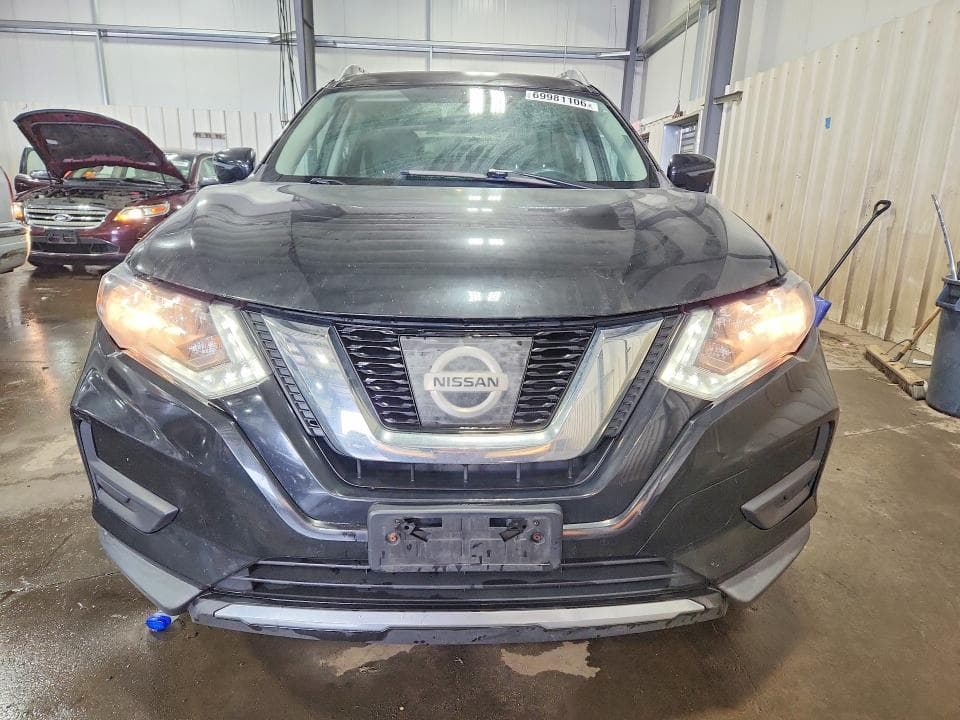 2017 NISSAN ROGUE SV 5