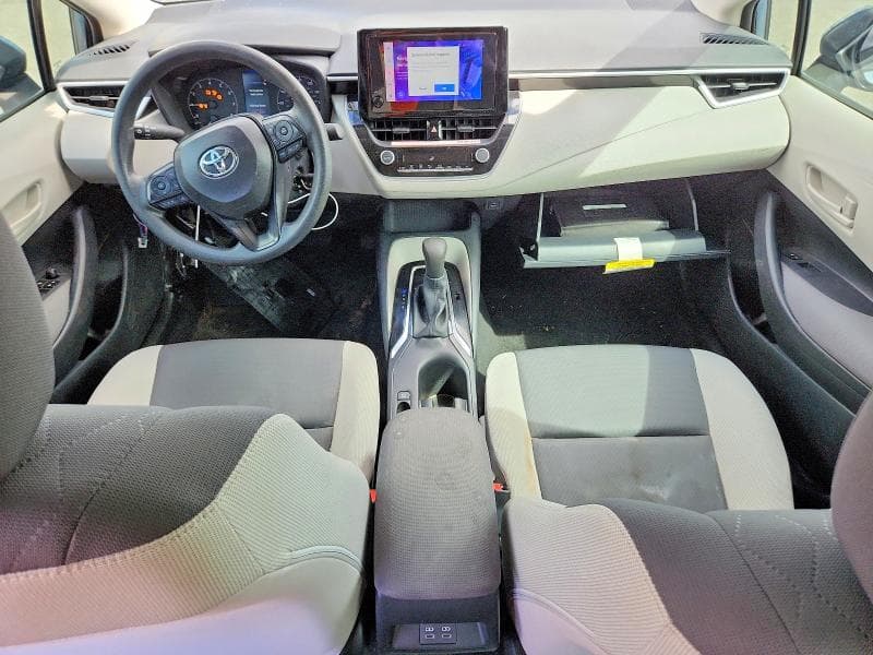 2025 TOYOTA COROLLA LE 8