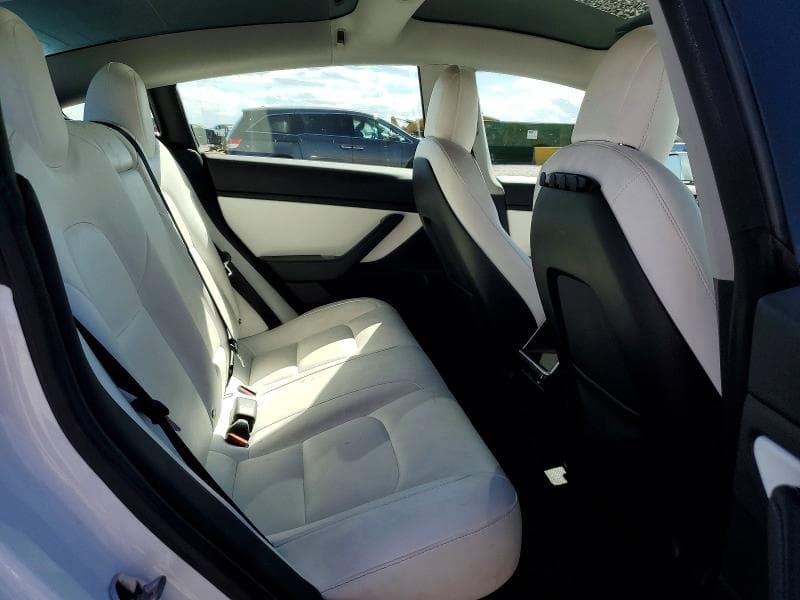 2018 TESLA MODEL 3 10