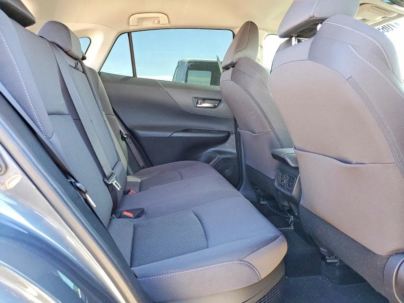 2021 TOYOTA VENZA LE 10