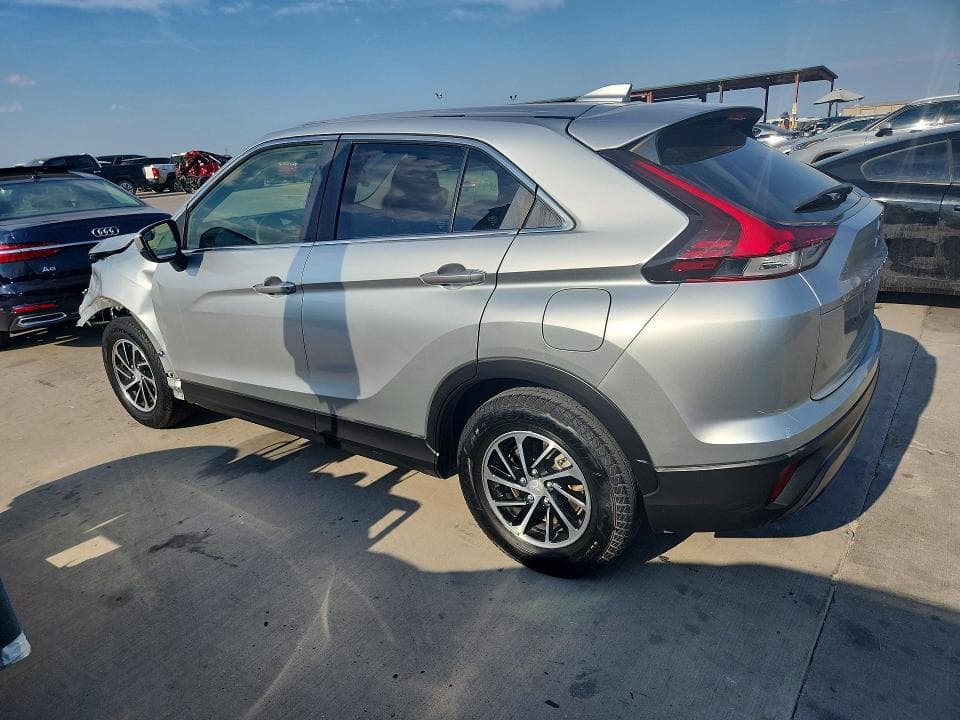 2022 MITSUBISHI ECLIPSE CROSS ES 2