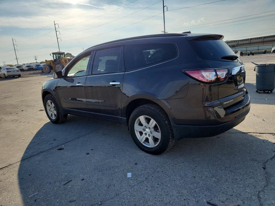 2017 CHEVROLET TRAVERSE LS 2