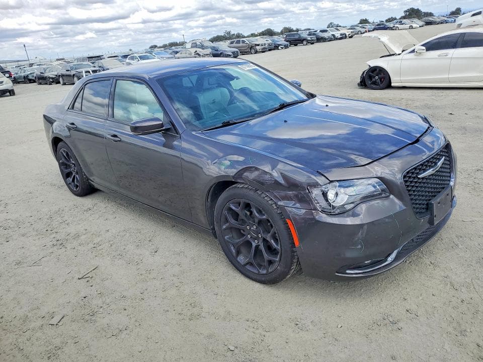 2019 CHRYSLER 300 S 4