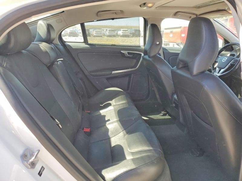 2017 VOLVO S60 PREMIER 10