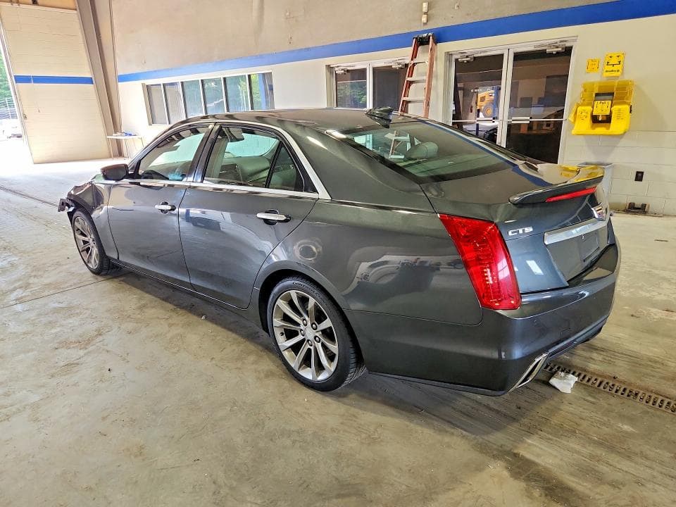 2017 CADILLAC CTS LUXURY 2