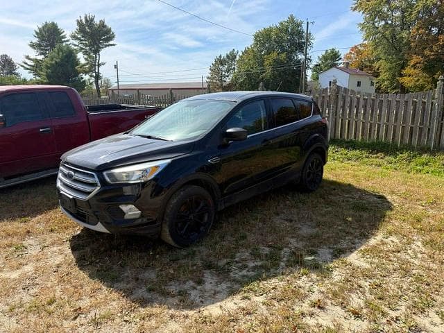 2017 FORD ESCAPE SE 3