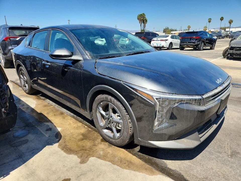 2026 KIA K4 LXS 4