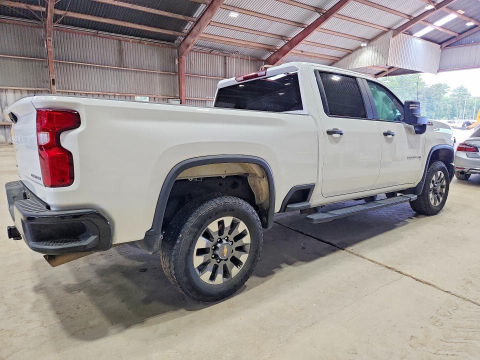 2025 CHEVROLET SILVERADO K2500 CUSTOM 3