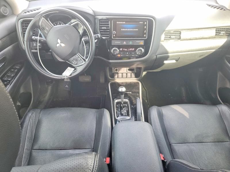 2017 MITSUBISHI OUTLANDER SE 8