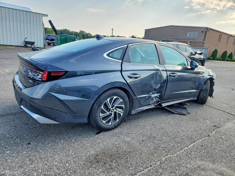 2026 HYUNDAI SONATA HYBRID BLUE 3