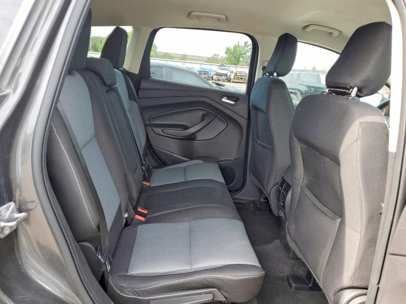 2018 FORD ESCAPE SE 11