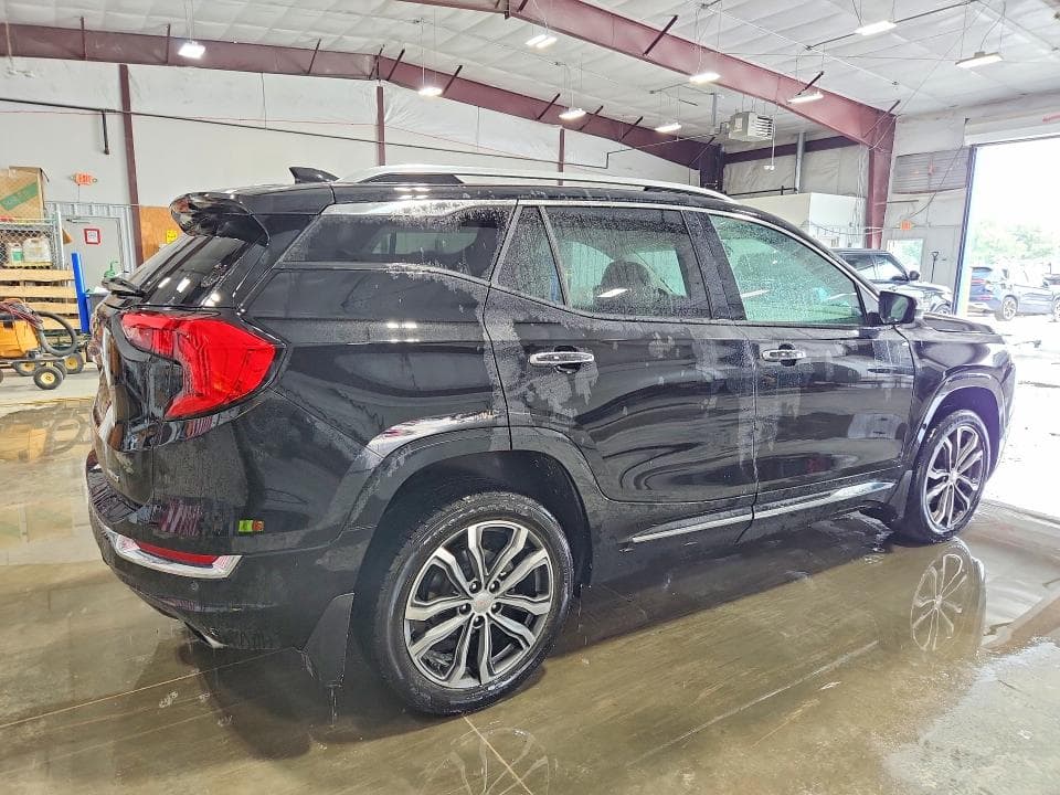 2018 GMC TERRAIN DENALI 3