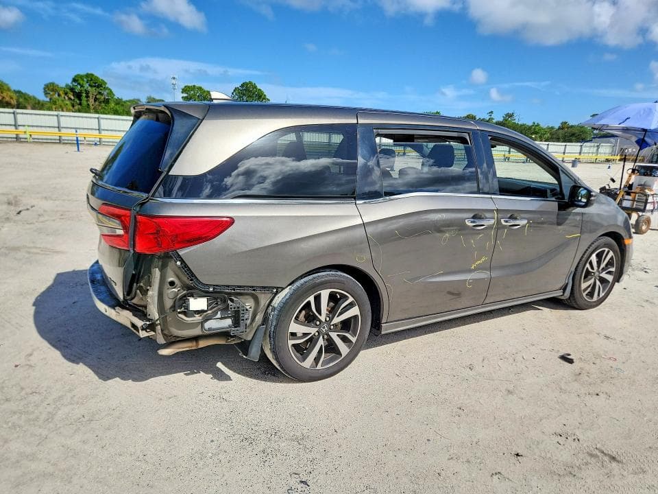 2018 HONDA ODYSSEY ELITE 3