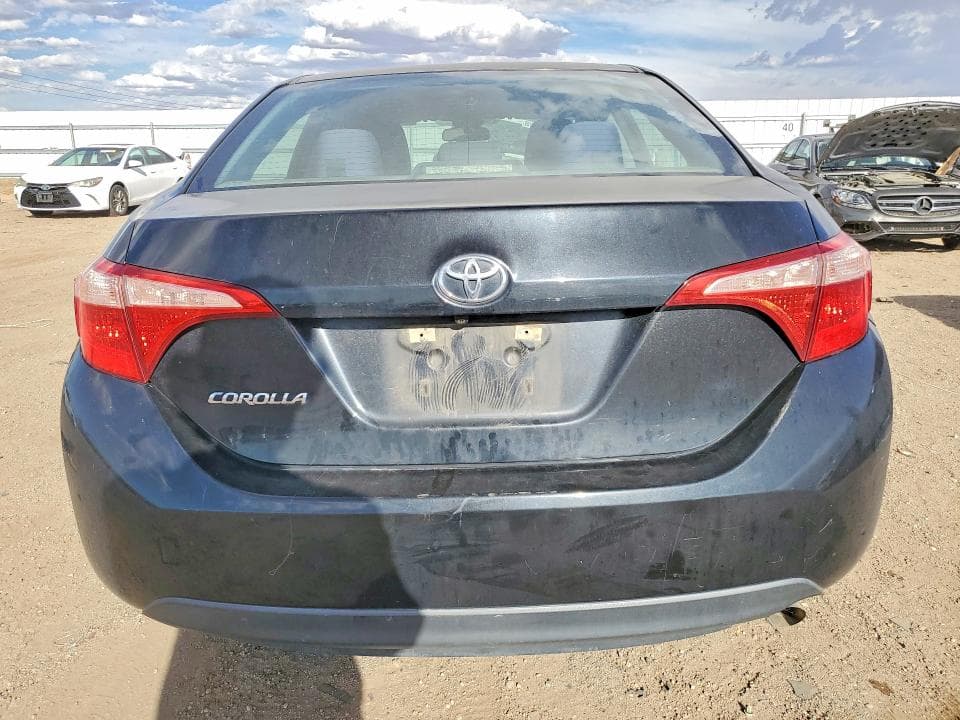 2018 TOYOTA COROLLA LE 6