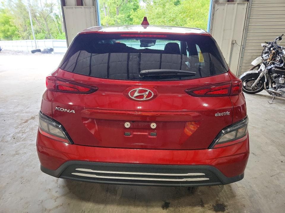 2023 HYUNDAI KONA SE 6