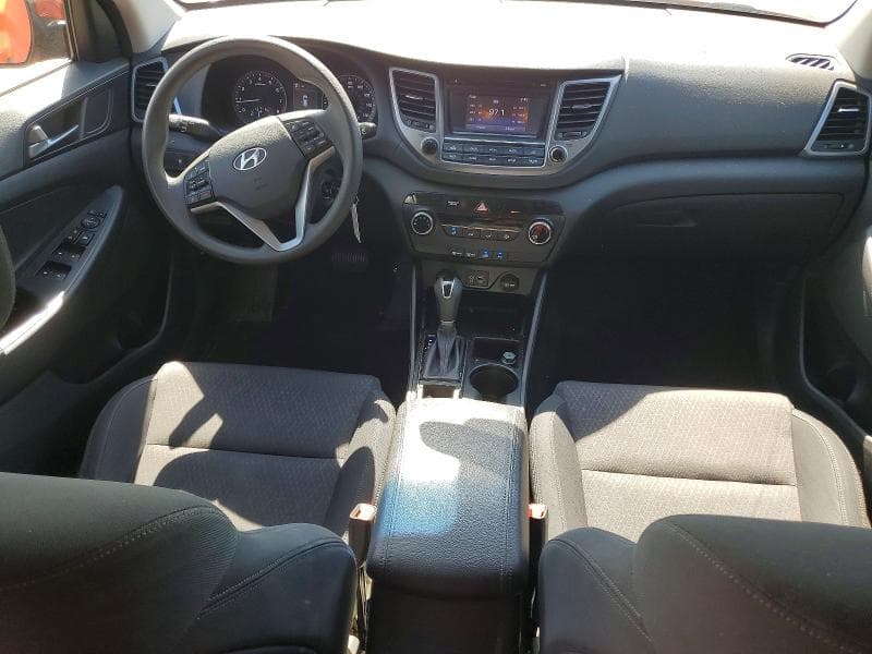 2017 HYUNDAI TUCSON SE 8