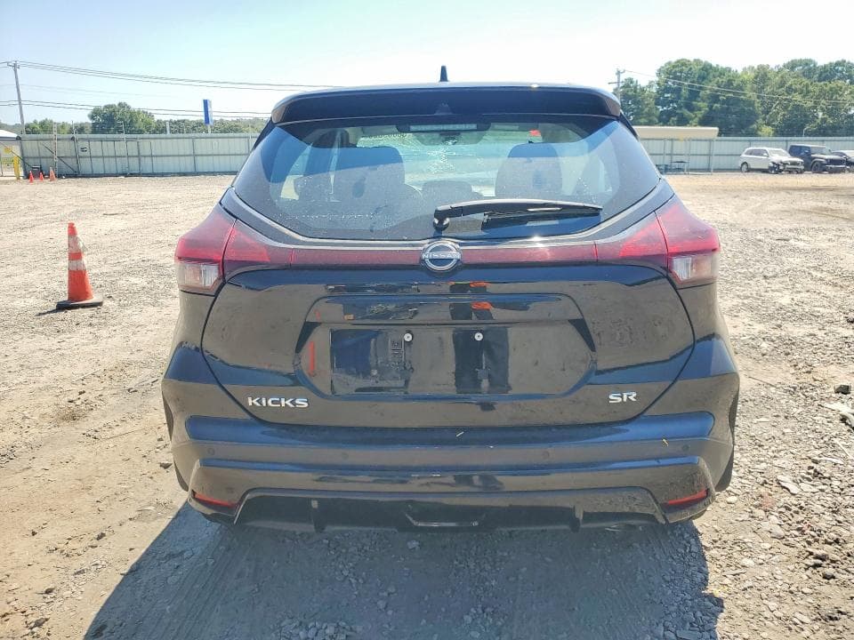 2023 NISSAN KICKS SR 6