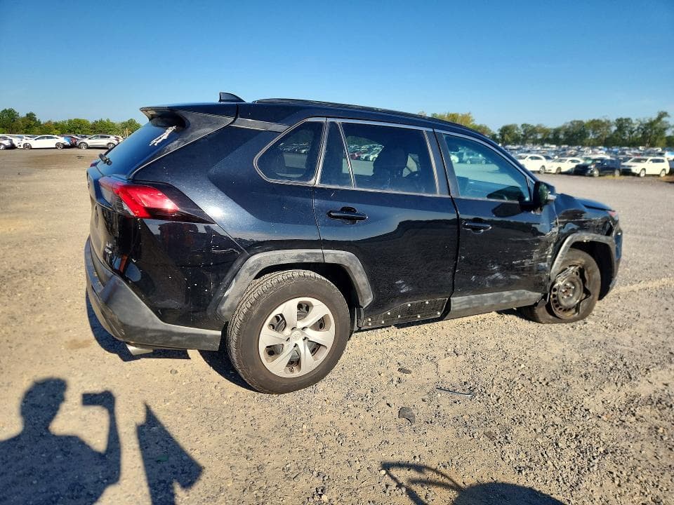 2019 TOYOTA RAV4 LE 3
