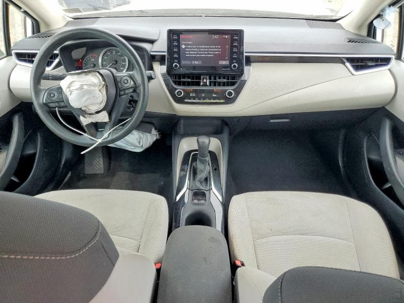 2021 TOYOTA COROLLA LE 8