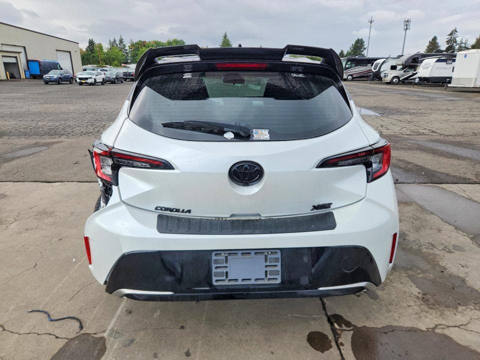 2026 TOYOTA COROLLA XSE 6