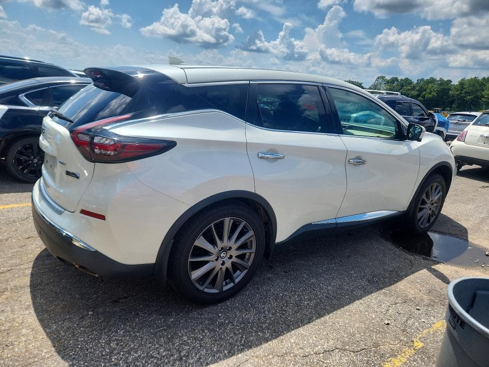 2021 NISSAN MURANO SV 3
