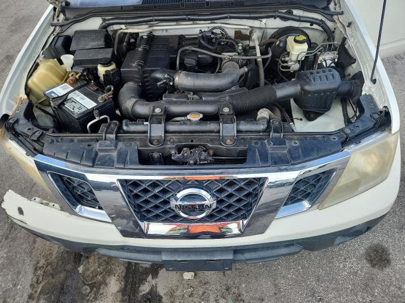 2017 NISSAN FRONTIER S 11